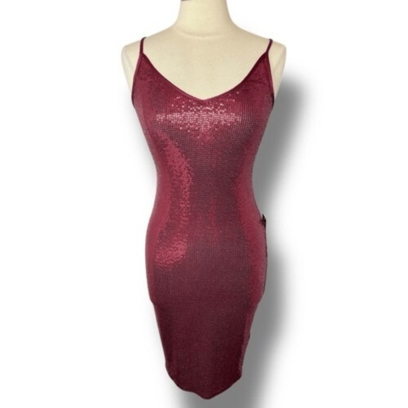 NWT EXPRESS Stretch Sequin Burgundy Bodycon Mini Dress, Medium - Picture 1 of 8